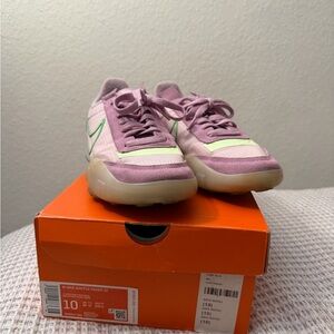 Nike Women's Sneakers in Pink and Green